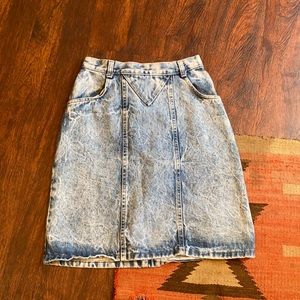 Acid Wash denim mini skirt 7 juniors